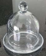 Szklany pojemnik na cytrynę