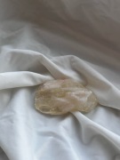 Cytryn nieszlifowany 