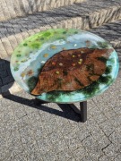 Stolik kawowy z żywicy - Wyspa