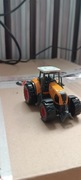 Traktor Farm 950