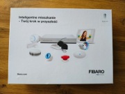 Fibaro Home Center 3 lite + 2 gniazdka Wall Plug E - Zestaw startowy NOWY