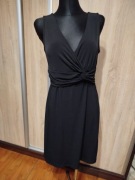 Sukienka czarna klasyczna elastyczna 38