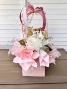 Śliczna różowa torebka na I Komunię Świętą