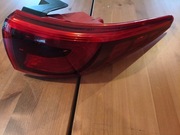 KIA SPORTAGE IV PRZEDLIFT 92402-F10 PRAWA TYL PL - uszkodzona