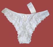 Majtki Triumph figi damskie 40 białe koronka