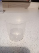 Medela KUBECZEK DO KARMIENIA DLA NIEMOWLĄT 30ml z podziałką