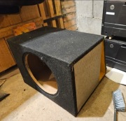 Skrzynka box pod subwoofer 12" (30cm głośnik) 500-1500W wentylowana KRAKÓW