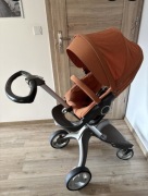 Wózek Stokke z fotelikiem samochodowym BeSafe