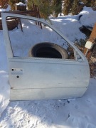 Drzwi OPEL Kadett E 84-91 białe przód prawe