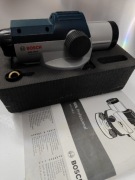 Niwelator optyczny GOL 26 G BOSCH uszkodzony