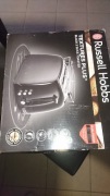 Toster russell hobbs 22601