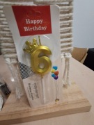 Nowa świeczka 6 urodzinowa na tort