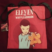 Stranger Things torba Eleven vs. Wafflegorgon