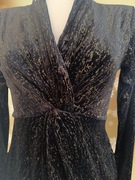 Czarno-złota sukienka mini