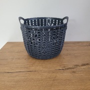 Osłonka koszyczek ażurowy plastikowy ciemny popiel 