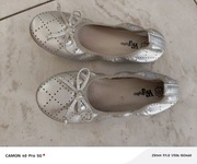 Balerinki  dla dziewczynki rozm 33 srebrne nowe bez metki 