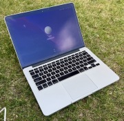 MacBook Pro Retina 13 (Early 2015) | i7 3.1GHz | 16GB RAM | 512GB SSD