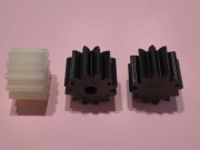 Zębatki silnika kosy podkaszarki STIHL FSE52. 3 sztuki