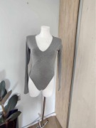 Szare body O’La Voga, nowe z metką,dekolt V, długi rękaw, rozmiar S/M