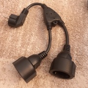 Podwójny kabel przedłużający z 2 gniazdami 