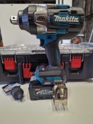 Klucz udarowy MAKITA 40V TW001G 3/4 + aku +  adapter + skrzynka 