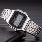 Cyfrowy zegarek sportowy LED 2025 – wodoodporny