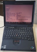 IBM T23 Ładny stan Pentium III 256MB