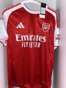 Domowa Koszulka Arsenału na sezon 25/26 Rozmiar M