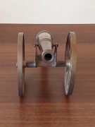 Mosiężna Armata. Model. 