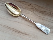 POSREBRZANA ŁYŻKA DO SERWOWANIA ŚRODEK STOŁU FINLANDIA MONOGRAM 1960r