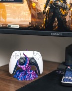 Designerski Uchwyt na Kontroler – Mroczne Czaszki 