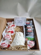 Zestaw Prezentowy Box Herbata Świeca Sojowa FREZJA Raffaello Bilecik