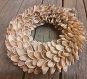 Wianek naturalny z łupin orzecha