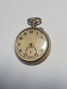 Stary zegarek kieszonkowy uszkodzony