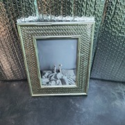 Zestaw 3 złotych ramek na zdjęcia 13x18 cm – splot koszykowy