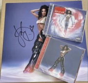 KATY PERRY 143 WOMAN’S WORLD AUTOGRAF