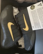 Buty Nike Kobe 11 Elite Protro “Fade To Black” Black/Metallic Gold