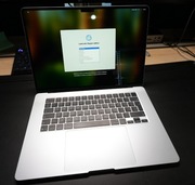 Macbook Air M4, 15 calowy, 32GB ram, 2TB pamięci