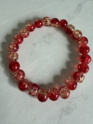 Bransoletka szklana 8 mm – czerwona, efekt crackle