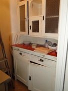 KREDENS PRZEDWOJENNY DREWNIANY