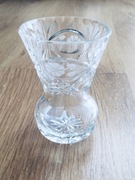 Kryształowy wazonik.