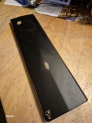 Podpórka pod klawiature ze śladami używania drewniana