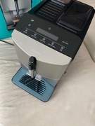 Ekspres ciśnieniowy Siemens EQ300 najnowszy design JAK NOWY