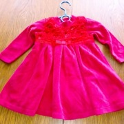 piękna welurowa sukieneczka rozmiar 74/80cm