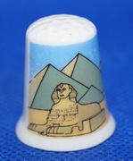 Naparstek Kolekcjonerski Porcelanowy jeden z cudów świata Piramidy