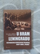 U bram Leningradu - W. Lubbeck, D. Hurt