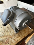 Silnik elektryczny trójfazowy -  DAE DENMARK 220/380v 1350ob/min 0,5kW