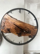 Oryginalny zegar z plastra drzewa w stylu loftowym