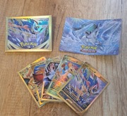 Karty pokemon rozkładane.