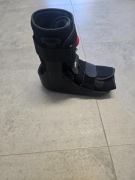 But ortopedyczny Walker OMax Active XL stabilizator orteza